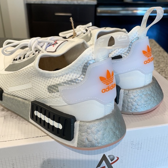 adidas Shoes | Adidas Nmd R Spectoo Nasa Space Size 75 Shoes | Poshmark